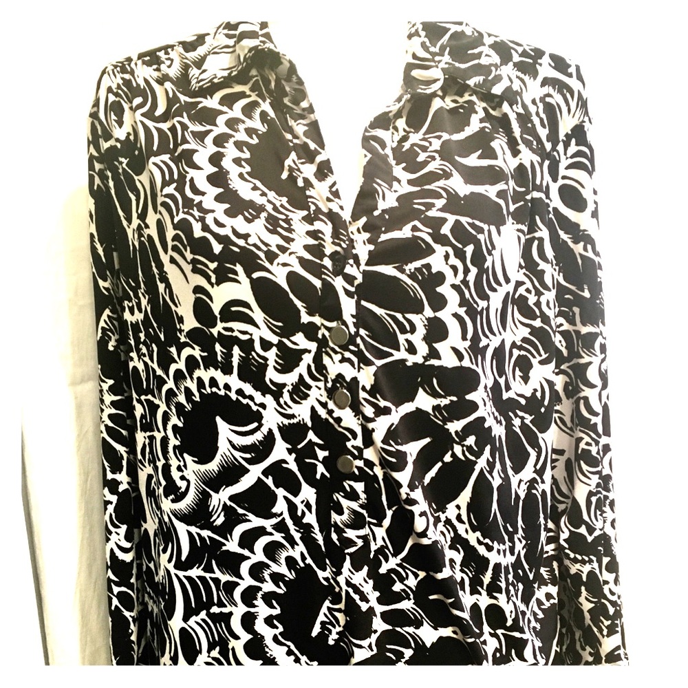 Alfani Print Blouse Machine Washable! 💕
